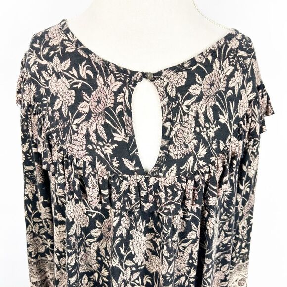 Lucky Brand Knit Tunic Top Keyhole Button Neck Ruffle Trim Black Floral Size 3X - Picture 2 of 11
